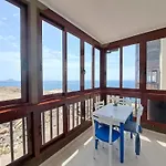 Апартаменты Atlantic 1 One Bedroom With Ocean View And Pool Коста-дель-Силенцио