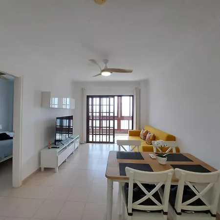 Atlantic 1 One Bedroom With Ocean View And Pool