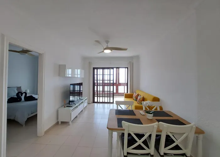 Atlantic 1 One Bedroom With Ocean View And Pool