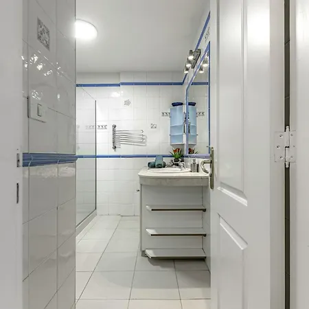 Atlantic 1 One Bedroom With Ocean View And Pool طوستا ديل سيلونثيو