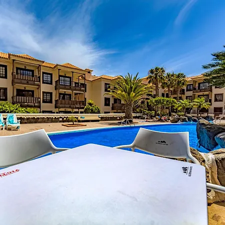Atlantis 1 One Bedroom With Ocean View And Pool