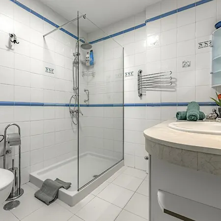Atlantic 1 One Bedroom With Ocean View And Pool شقة *