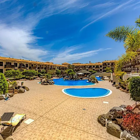 Apartment Atlantis 1 One Bedroom With Ocean View And Pool