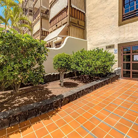 Atlantic 1 One Bedroom With Ocean View And Pool شقة *
